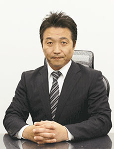 代表取締役社長　山室 拓也